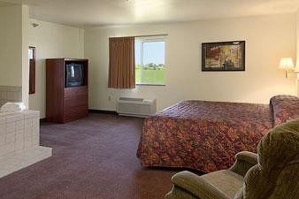 Hotel Super 8 Iola Kansas